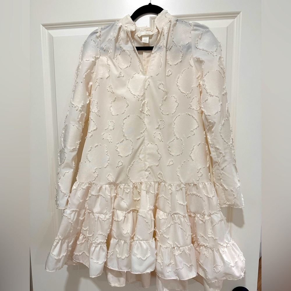 H & M white dress